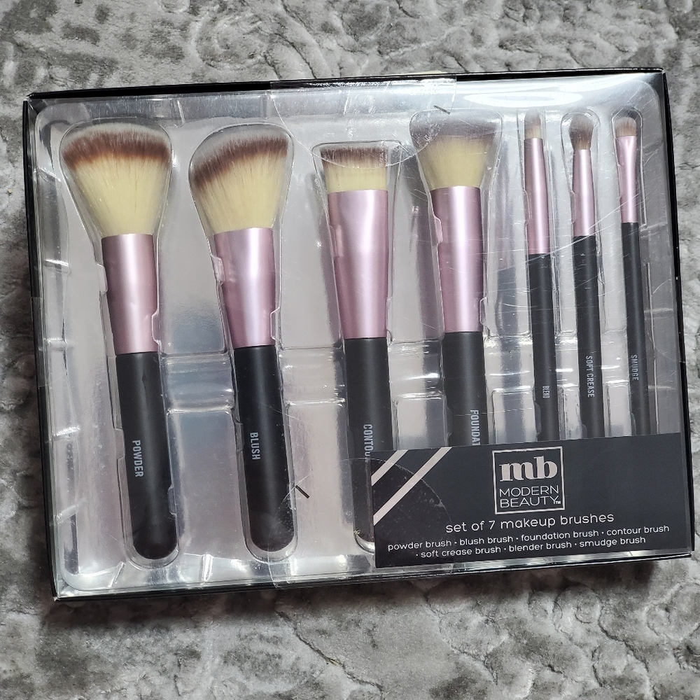 MB MODERN BEAUTY MAKEUP BRUSH SET